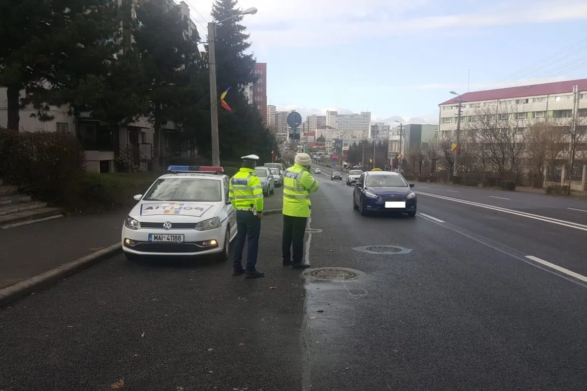 FOTO | Amplă acţiune a poliţiştilor clujeni! Aproape 800 de şoferi care au încălcat legea au fost sancţionaţi