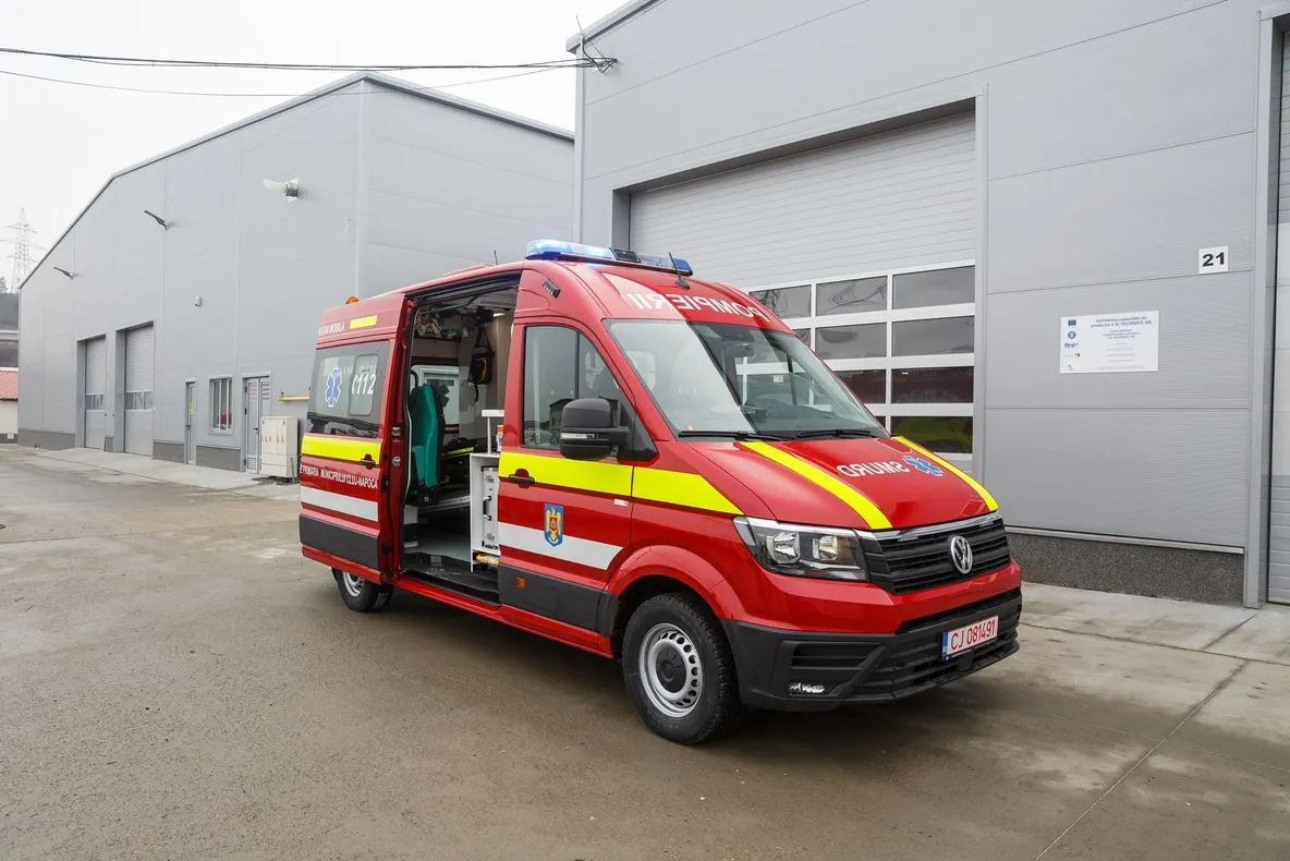 FOTO | Primăria Cluj-Napoca a achiziționat o nouă ambulanță de ultimă generație