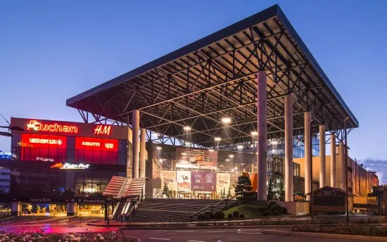 Mall-ul din cartierul clujean Gheorgheni te invită să îţi pregătești garderoba de vară cu cele mai cool ținute
