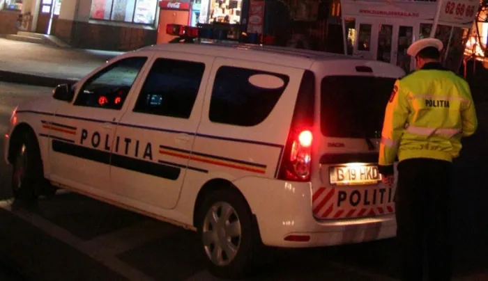 Bătaie în trafic la Dej! Un bărbat este cercetat de oamenii legii