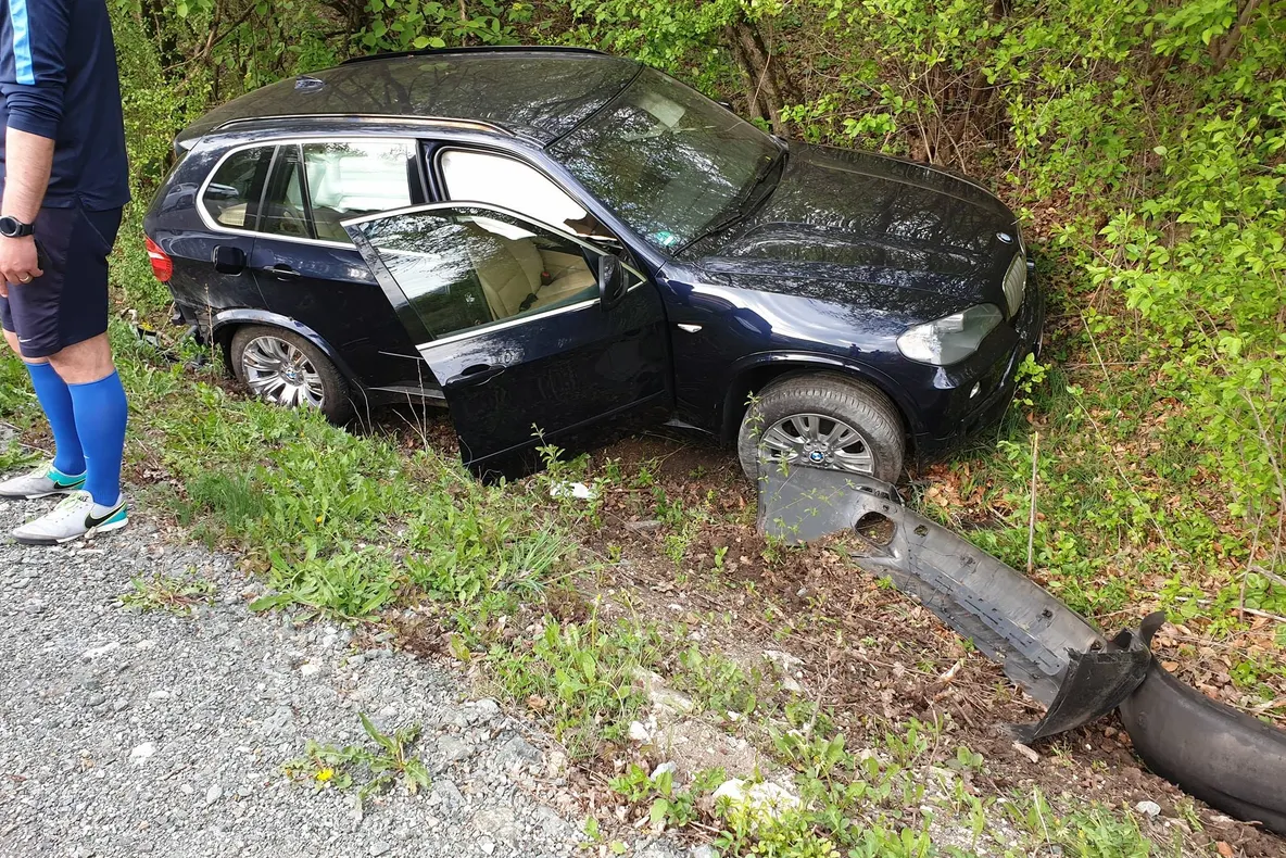 FOTO | Accident cu trei maşini în Cluj! Şoferul vinovat era beat