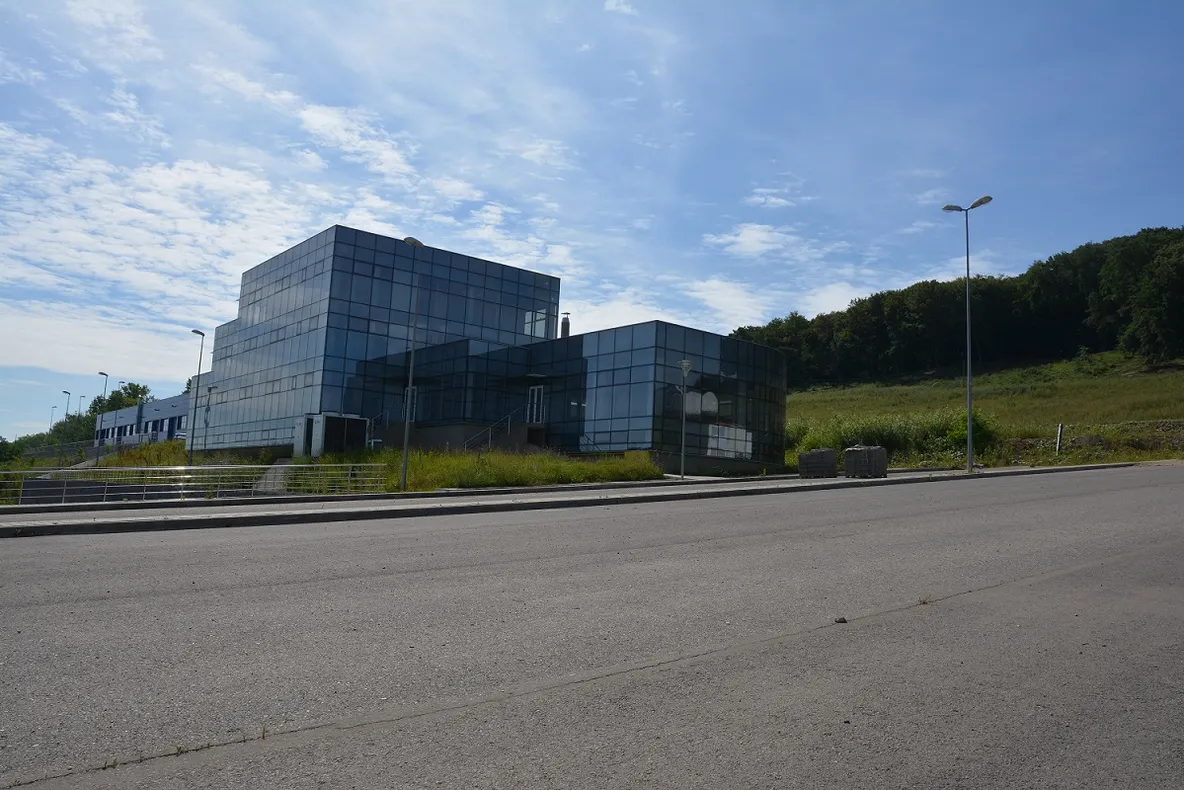 Noile imobile construite în cadrul proiectului european de extindere a Parcului Industrial Tetarom I au fost recepţionate