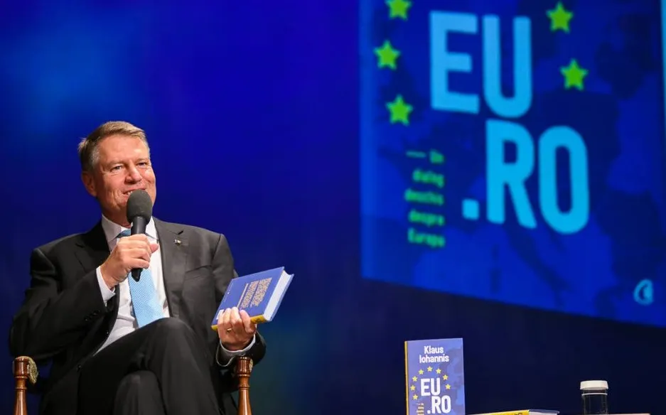 Președintele Klaus Iohannis își lansează și la Cluj cea de-a treia carte