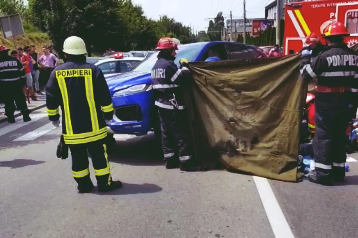 VIDEO | Grav accident la Cluj! Un bărbat a fost lovit mortal de o maşină pe trecerea de pietoni