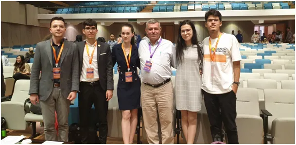 FOTO | Studenți din Cluj premiați la cea de-a 13-a ediție a competiției internaționale Youth Innovation Competition on Global Governance