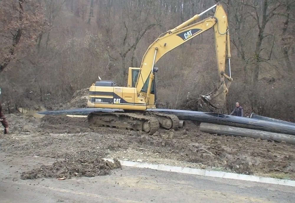 FOTO | Încep lucrările de canalizare în localitatea clujeană Aghireșu