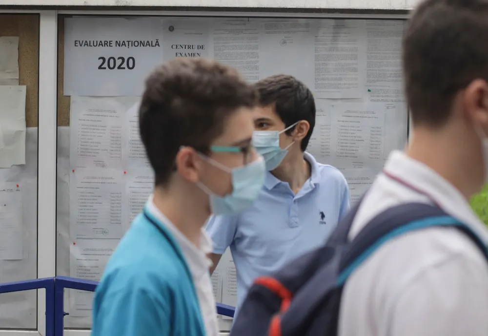 EVALUAREA NAŢIONALĂ 2020. Peste 76% dintre elevi au obţinut medii de trecere la Evaluarea Naţională. Situația pe județe