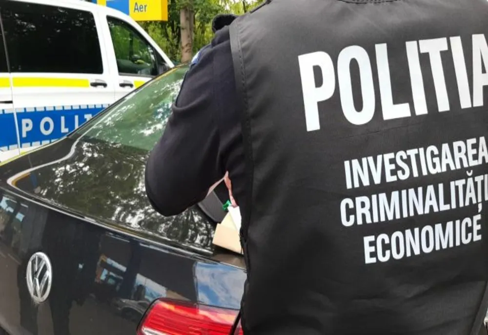 10 percheziții domiciliare la sediile unor firme, pentru destructurarea unor grupări infracționale