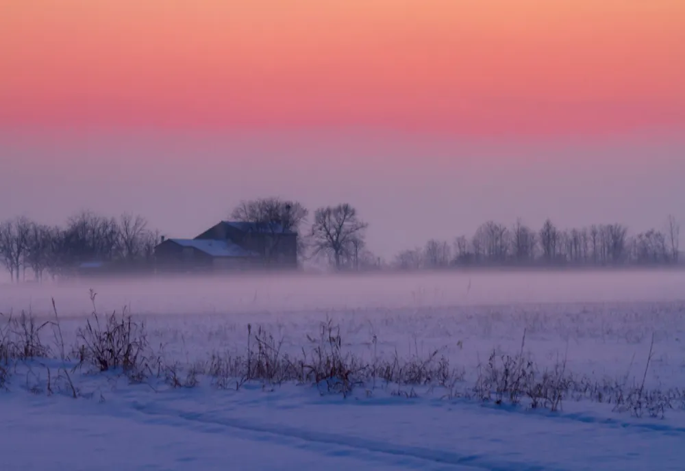 Informare meteo. Vreme deosebit de rece, temperaturile scad brusc. Apar primele ninsori