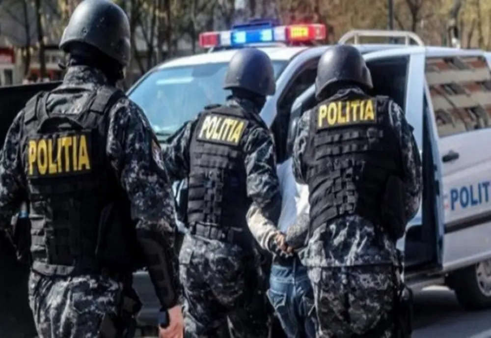 Bărbat din Câmpia Turzii reţinut după ce s-a lăudat pe internet că are arme şi că le va folosi în public