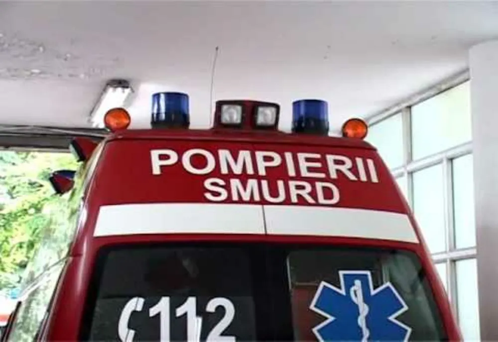 Doi bistrițeni și un copil din Cluj-Napoca, accidentați de un autoturism, în Bistrița