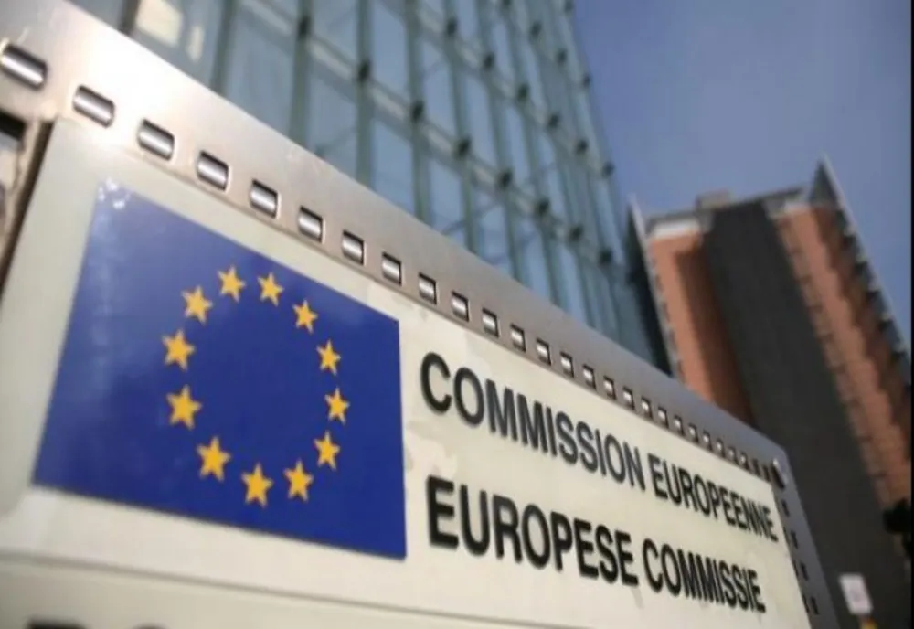 Navele care transportă combustibil rusesc ar putea fi supuse la noi sancţiuni europene