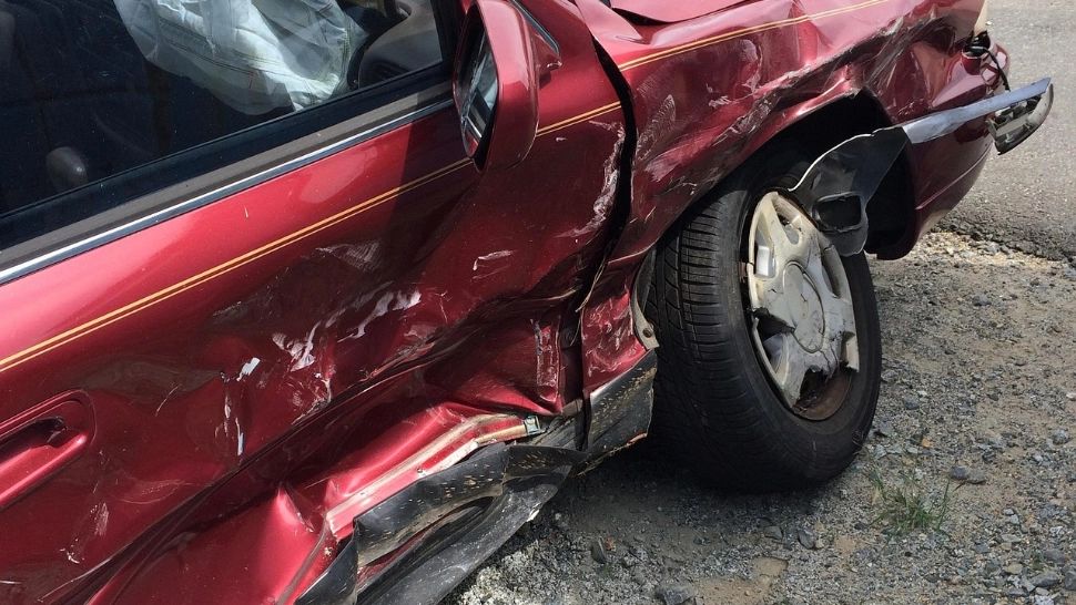 Accidente la comandă pentru bani din asigurări? Patronul unui service auto din Cluj, acuzat că a coordonat o schemă de fraudă