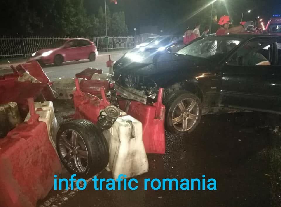 FOTO | Accident la intrare în Cluj! Două persoane au ajuns la spital