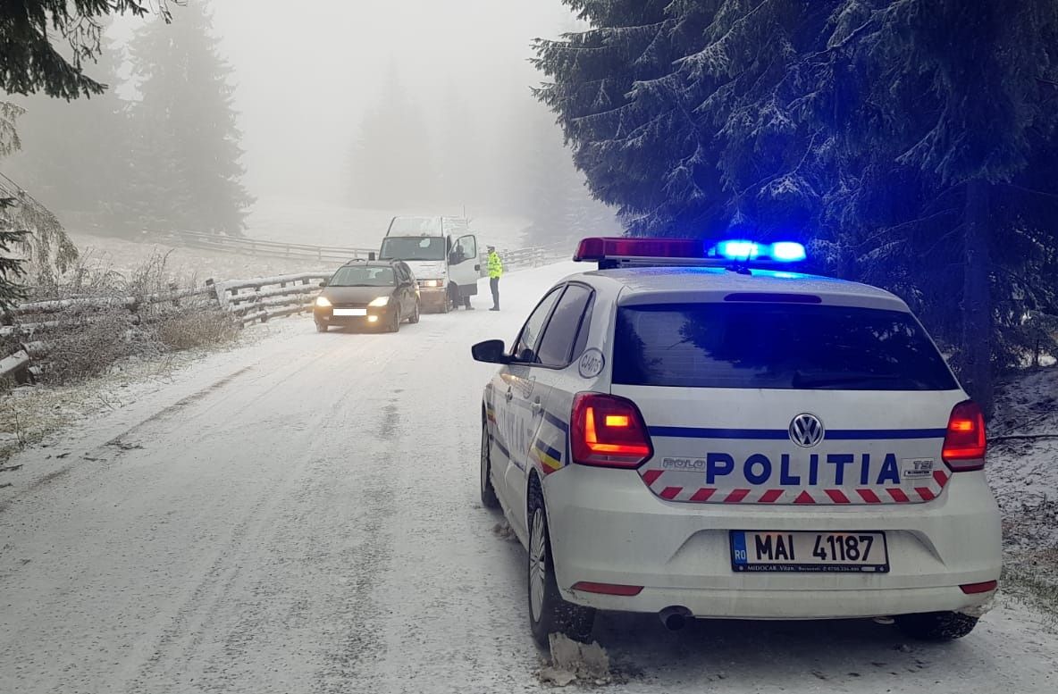 Acţiune a poliţiştilor dejeni pentru prevenirea accidentelor rutiere