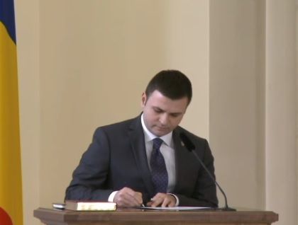 Ample activităţi de informare şi prevenire a victimizării copiilor în mai multe şcoli clujene