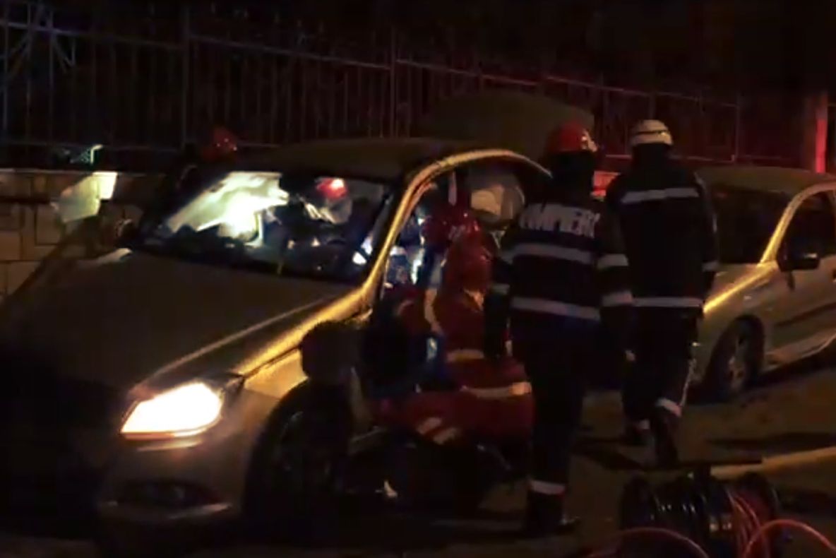 VIDEO | Accident rutier în Cluj-Napoca! Au fost implicate două şoferiţe