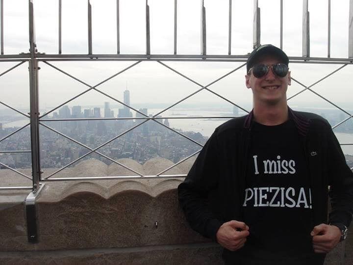 Fiul fostului antrenor de la U Cluj se zbate între viaţă şi moarte după ce a fost lovit de o maşină