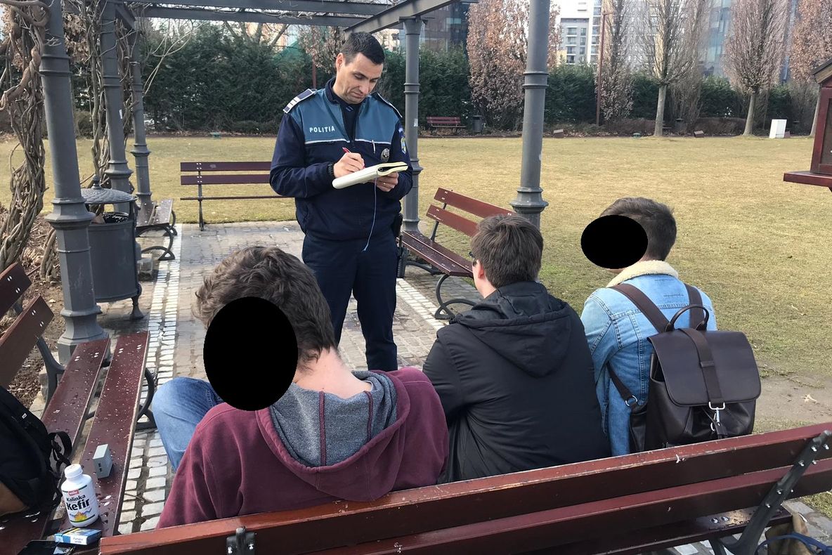 FOTO | Acţiune la Cluj pentru prevenirea absenteismului şcolar