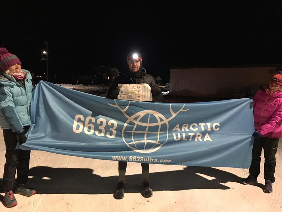 FOTO | Un bărbat din județul Cluj, câștigătorul cursei scurte a ultramaratonului „Arctic Ultra 6633”