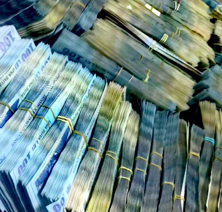 Clujenii dețin locul secund, după București, la salarii