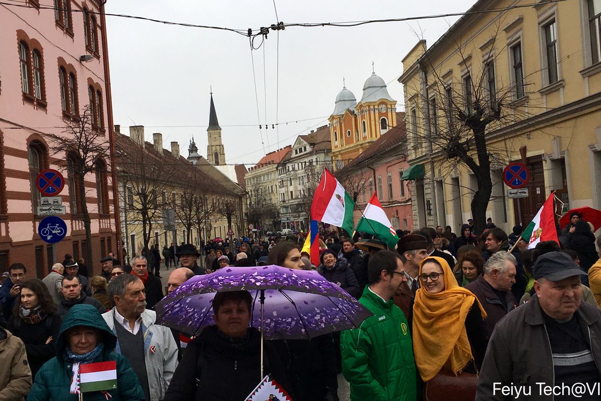 Maghiarii clujeni au serbat în stradă ziua de 15 martie