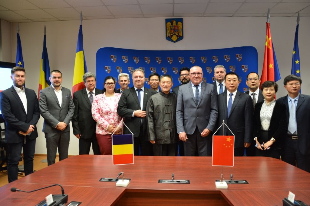 Consiliul Judeţean Cluj, gazda unei delegaţii chineze din provincia Zhejiang