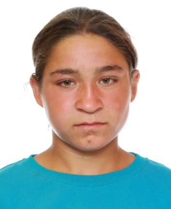 FOTO | Minoră de 15 ani dată dispărută! Dacă o vedeţi sunaţi la 112