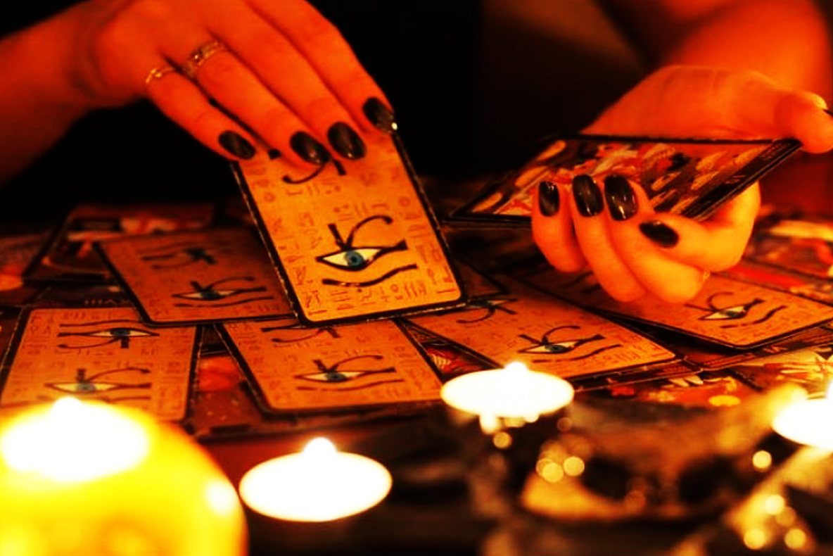 FOTO | Bărbat reţinut după ce a promis unui bătrân că îi face tămăduiri şi descântece