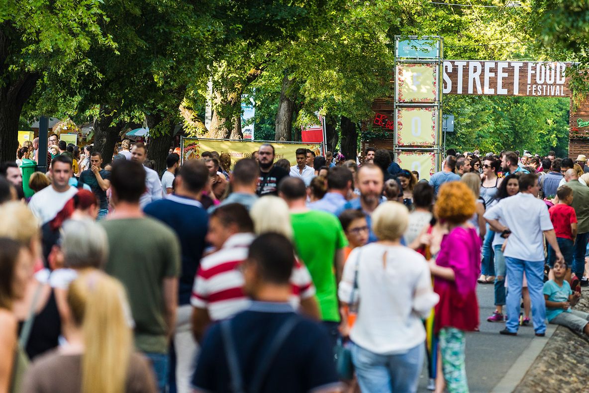 Peste 60 de tonete cu mâncare, la Street FOOD Festival din Cluj-Napoca