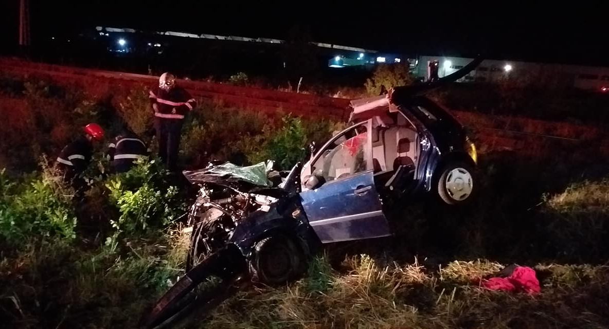 FOTO | Accident grav în judeţul Cluj! Cinci persoane rănite şi două maşini făcute praf