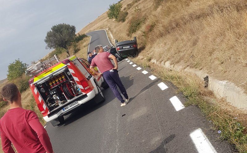 FOTO | Accident pe centura Grigorescu – Floreşti! O maşină s-a răsturnat