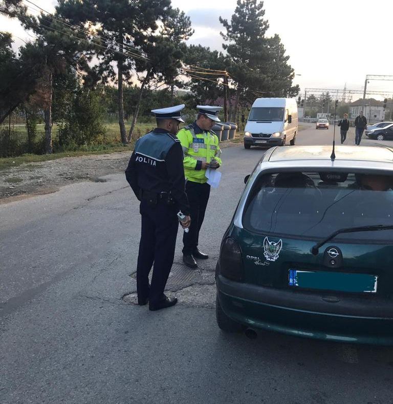 Campania "10 pentru Siguranţă" desfăşurată în două licee din Cluj-Napoca (FOTO)