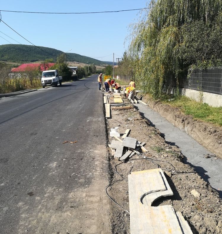 FOTO | Lucrările de modernizare și reabilitare derulate de Consiliul Județean pe Lotul 1 al Drumului Bistriței avansează în ritm alert