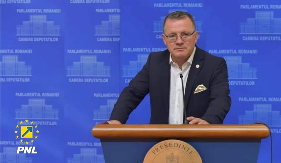 Adrian Oros, PNL: Cetățenii români trebuie să aibă prioritate la cumpărarea terenurilor agricole!