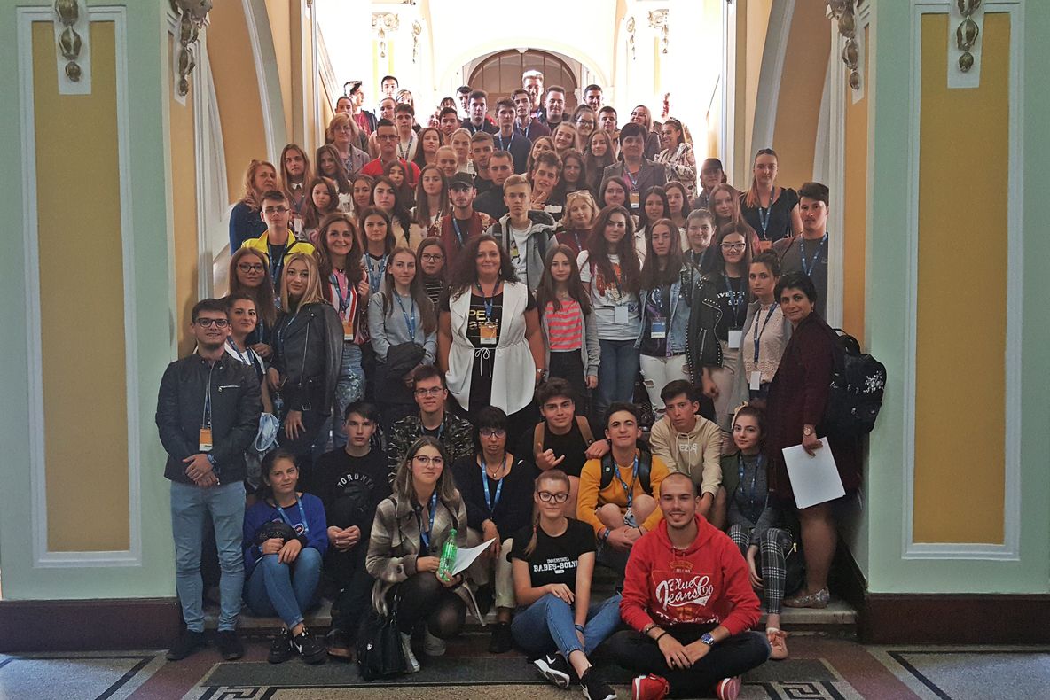 FOTO | Patru zile de experienţă studenţească pentru 300 de elevi, la UBB