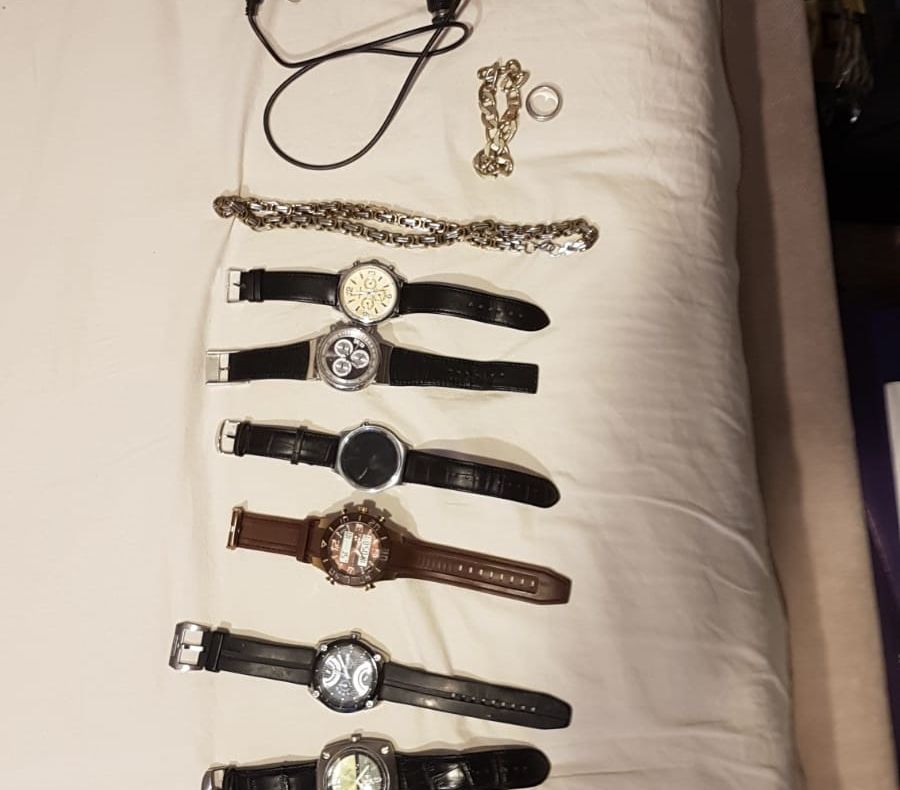 VIDEO | Ample percheziţii în Cluj şi Bistriţa! Au fost descoperite 130 de kilograme de cannabis