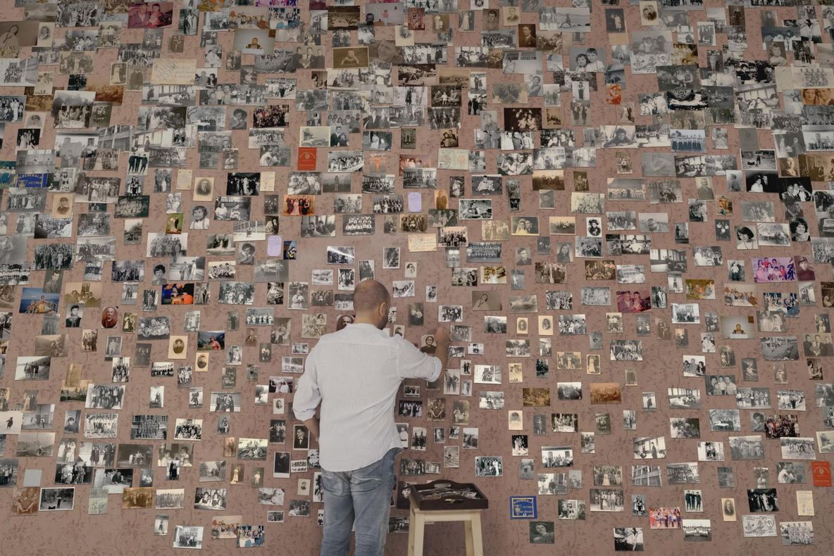 Jurnalul familiei –escu ajunge la Cluj din 25 octombrie