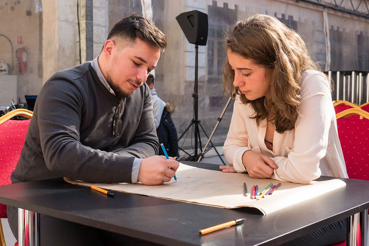 Consultanță gratuită cu arhitecți, concursuri de poezie și fotografie pentru publicul larg, în cadrul BATRA 2019