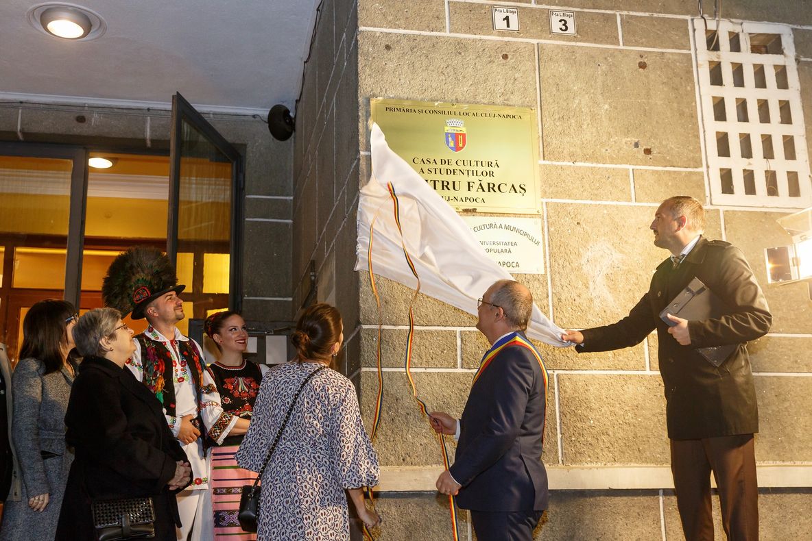 Casa de Cultură a Studenţilor din Cluj-Napoca va purta, de acum, numele regretatului Dumitru Fărcaş