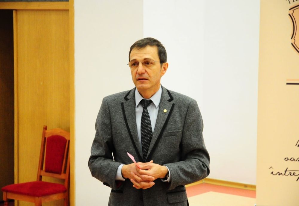 Rectorul UBB, Acad. prof. Ioan-Aurel Pop, cetățean de onoare al municipiului București