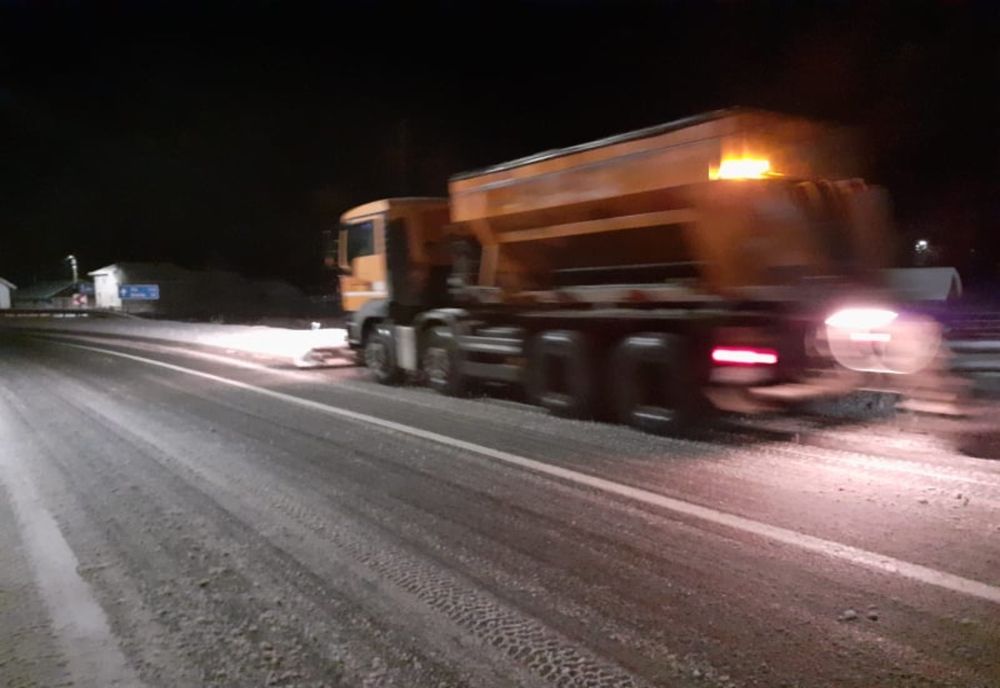 Circulație oprită între Cluj-Napoca și Turda din cauza poleiului