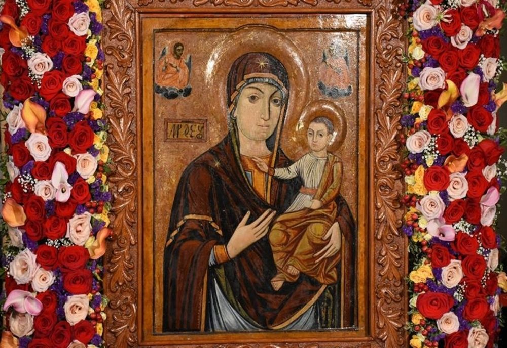 Icoana făcătoare de minuni a Maicii Domnului de la Nicula, în procesiune în orașele Cluj-Napoca și Bistrița