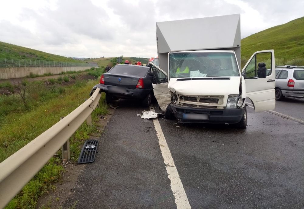 Accident cu două maşini pe centura Vâlcele-Apahida! O femeie a fost rănită
