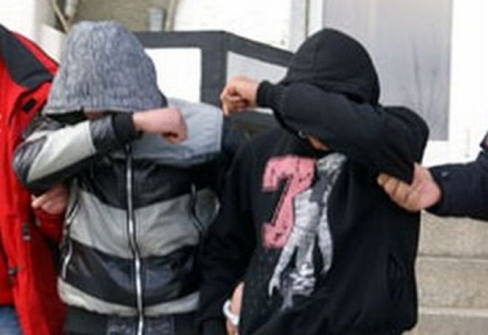 Tineri din judeţele Sălaj şi Cluj reţinuţi! Au tâlhărit doi dejeni în propria lor casă