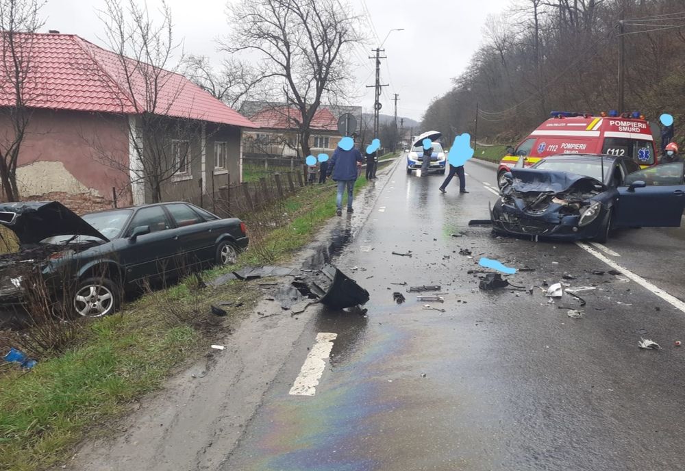 FOTO | Accident cu două maşini pe DN1H între Jibou şi Dej! Traficul este blocat pe ambele sensuri