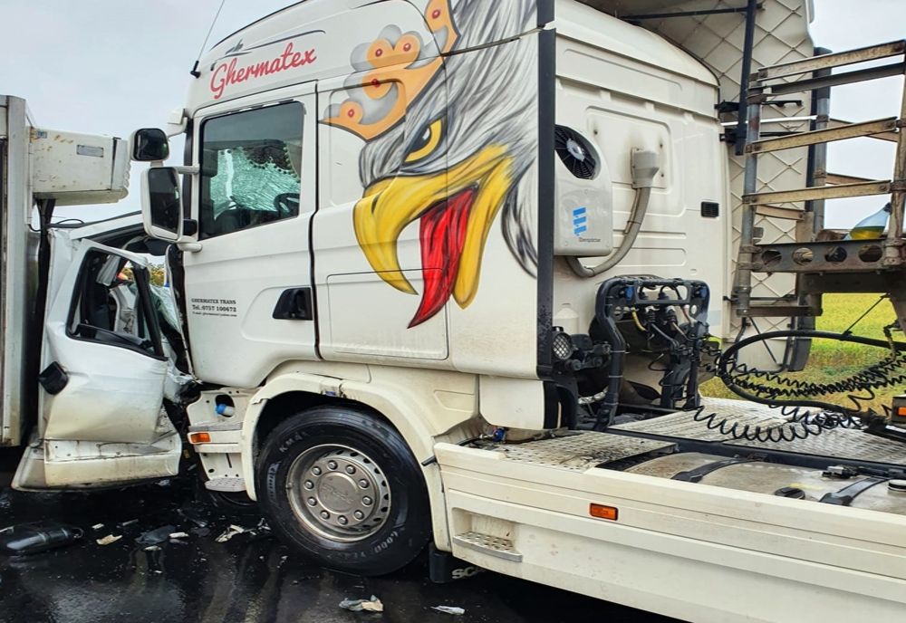 Doi clujeni s-au "pupat" în Cucerdea, pe DN 14A! Unul a ajuns la spital