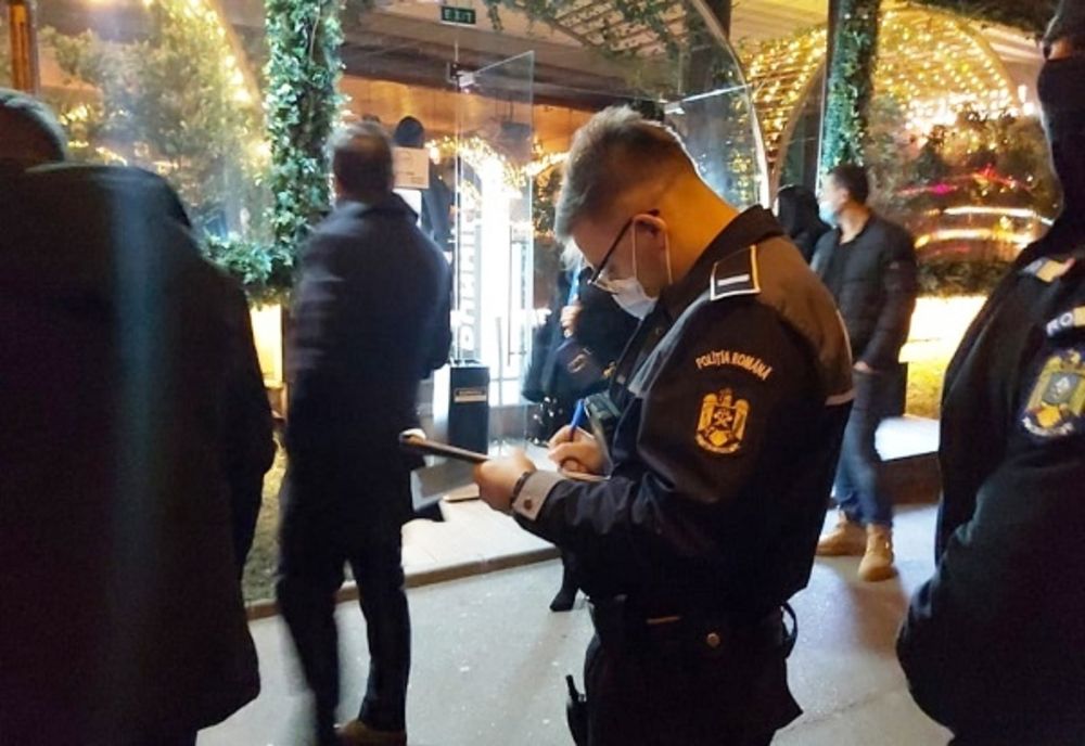 Hypermarket din Cluj-Napoca amendat pentru că permitea accesul fără Certificat Verde Covid