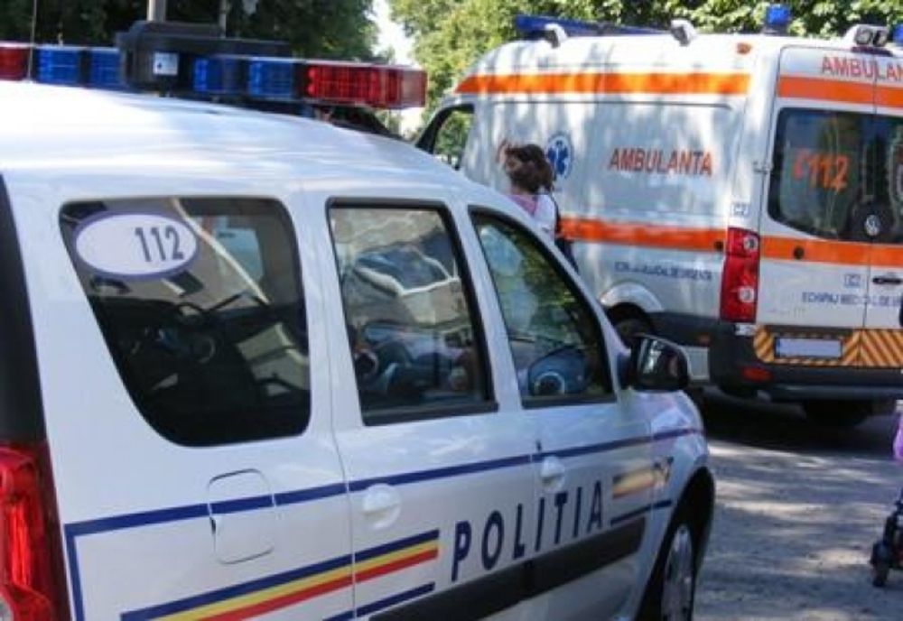 Tânăr de 25 de ani rănit pe câmp! Şi-a prins mâna într-un utilaj agricol