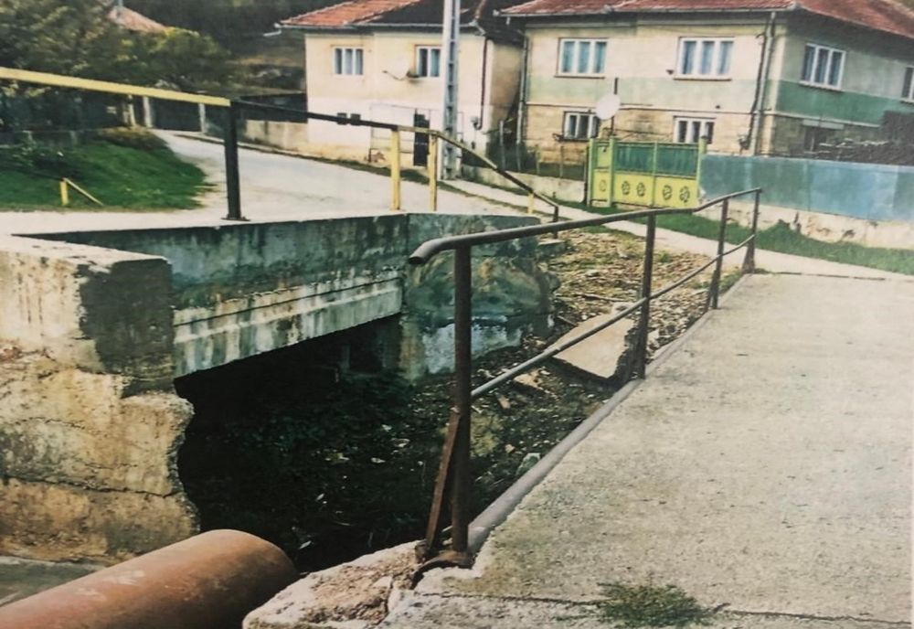 Se reface podul din localitatea Macău